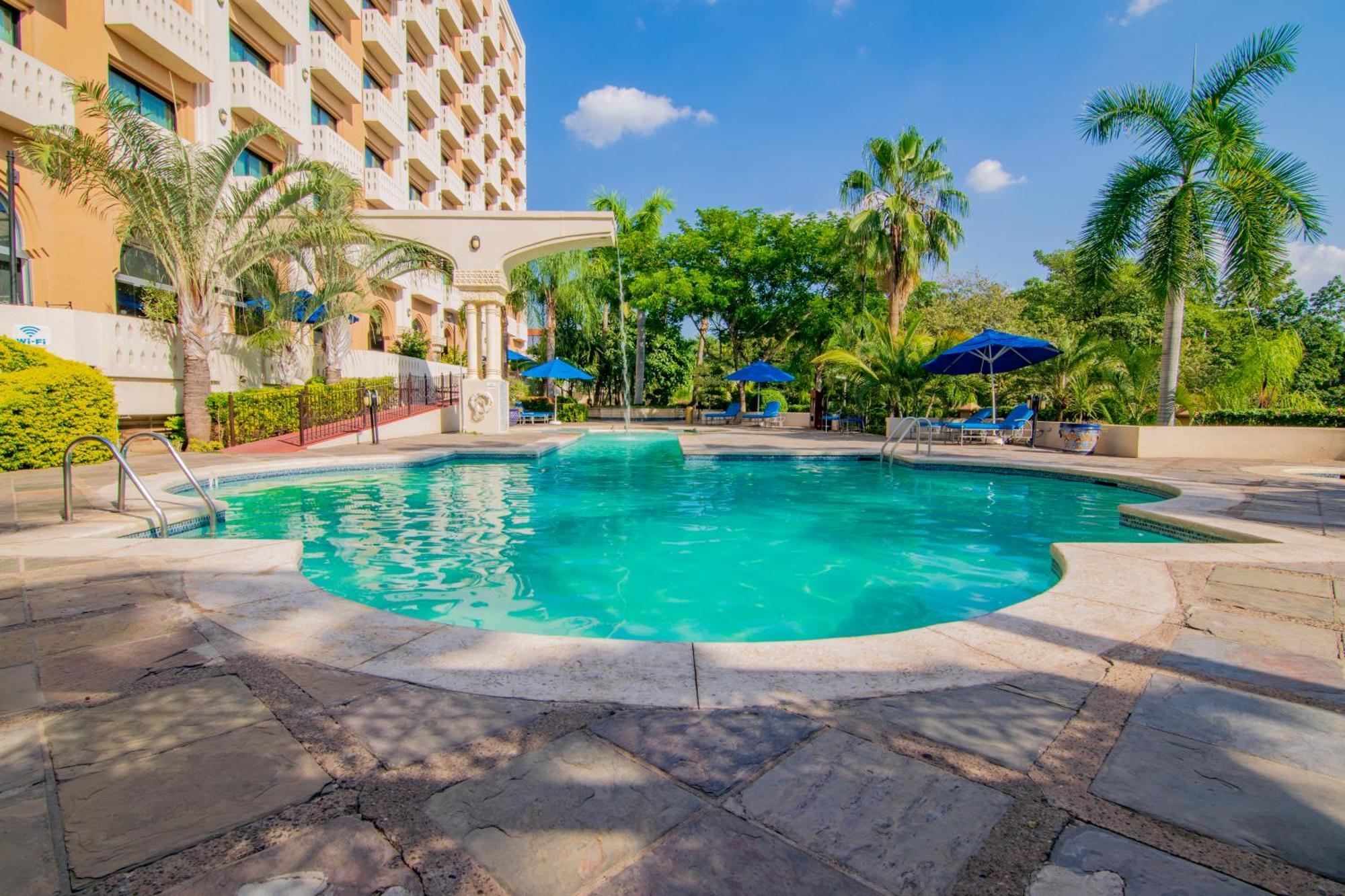 Hotel Lucerna Culiacán Eksteriør bilde
